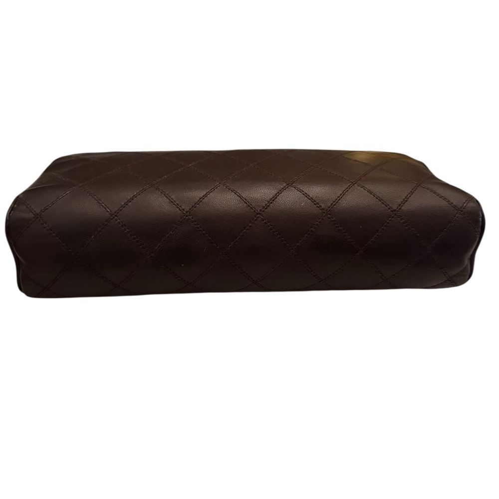 100% Authenric Chanel purse clutch in soft lambskin leather perfect condition - Picture 3 of 10